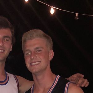 Meet your Posher, Chase